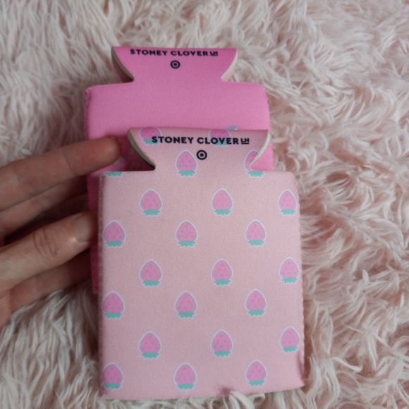 GIFTED! Stoney Clover Lane NWT 2 pck drink sleeves! - Picture 5 of 5